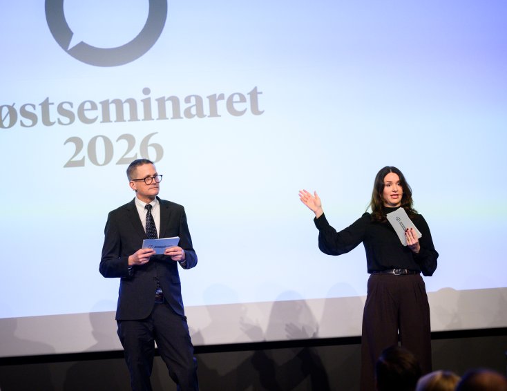 Konferansierer Leif Welhaven og Katarina Lunde. Foto: Skjalg Bøhmer Vold. 