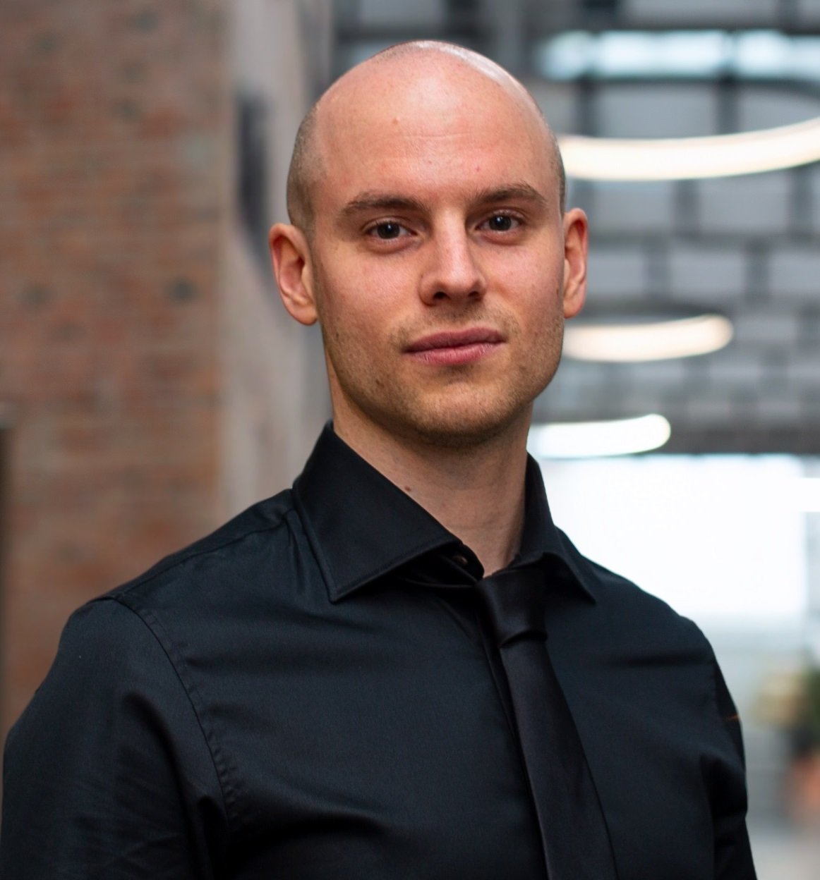 Portrett av Adam Tzur